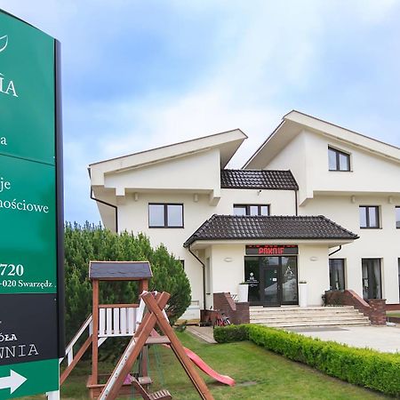 Astoria Bed & Breakfast สฟาร์เซ็นต์ส ภายนอก รูปภาพ