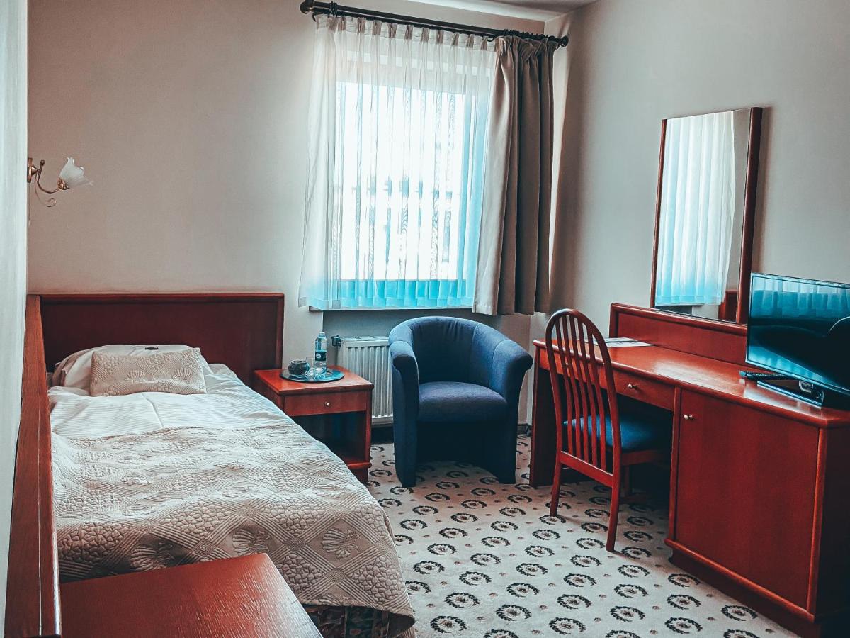 Astoria Bed & Breakfast สฟาร์เซ็นต์ส ภายนอก รูปภาพ