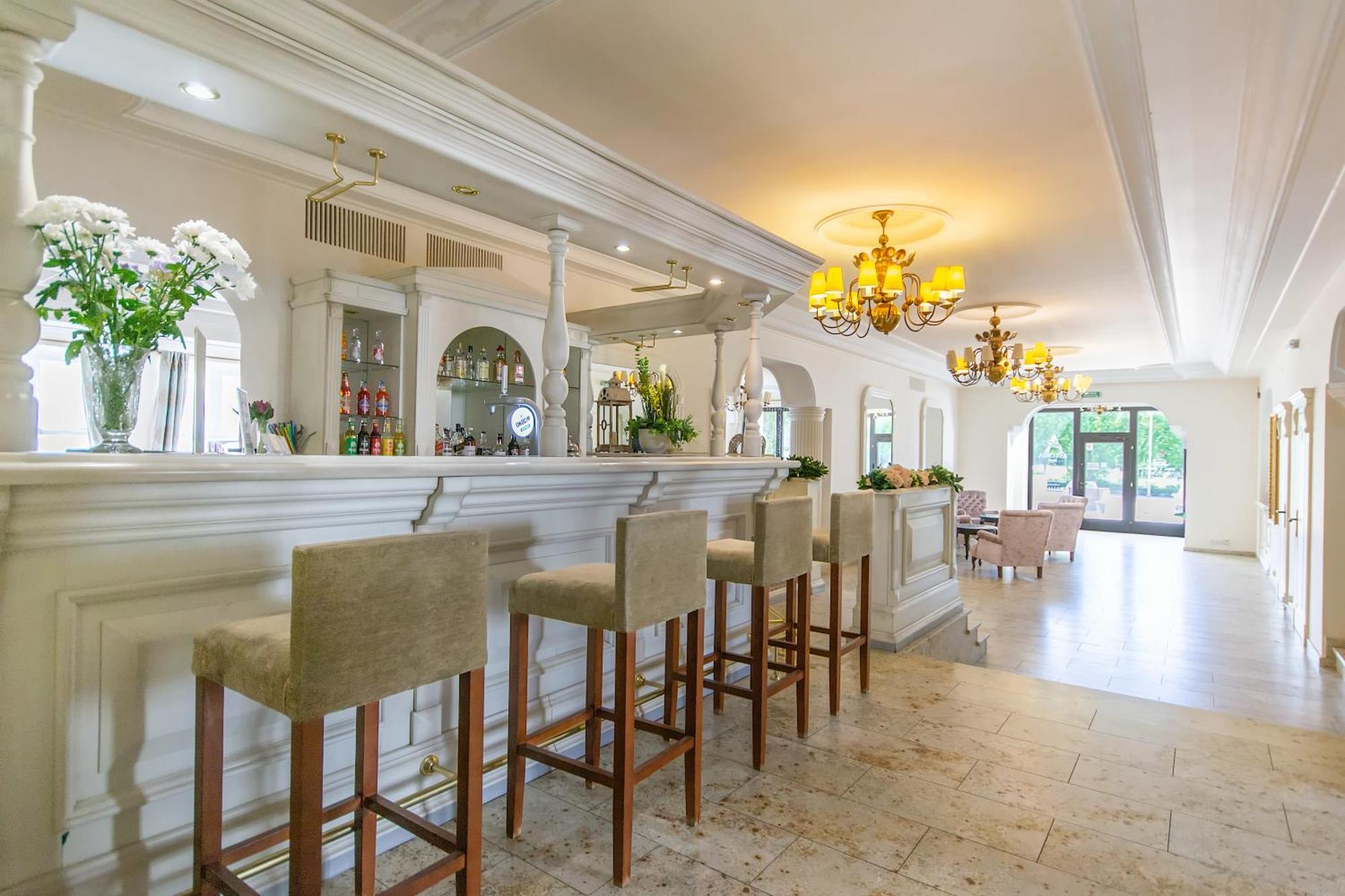 Astoria Bed & Breakfast สฟาร์เซ็นต์ส ภายนอก รูปภาพ