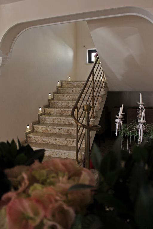 Astoria Bed & Breakfast สฟาร์เซ็นต์ส ภายนอก รูปภาพ